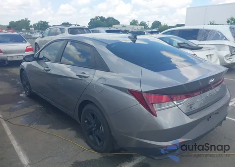 2023 Hyundai Elantra Sel from USA, damaged, VIN KMHLM4AG0PU479488